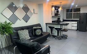hermoso y nuevo apartamento en laureles